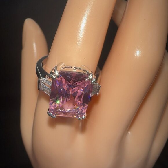 Pink Cubic Zirconia Emerald Cut Silver Ring Size 8 - Picture 12 of 12